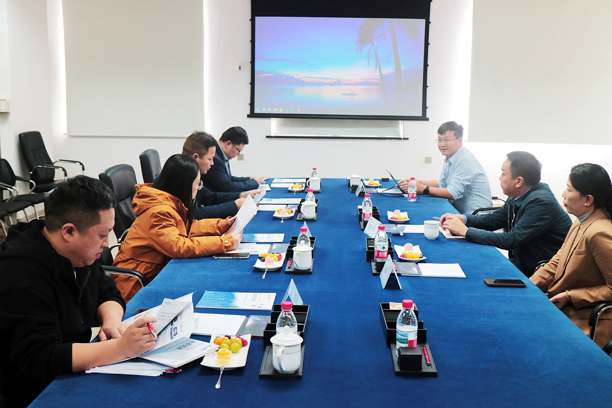 芜湖市领导一行莅临聚芯光禾天津总部参访